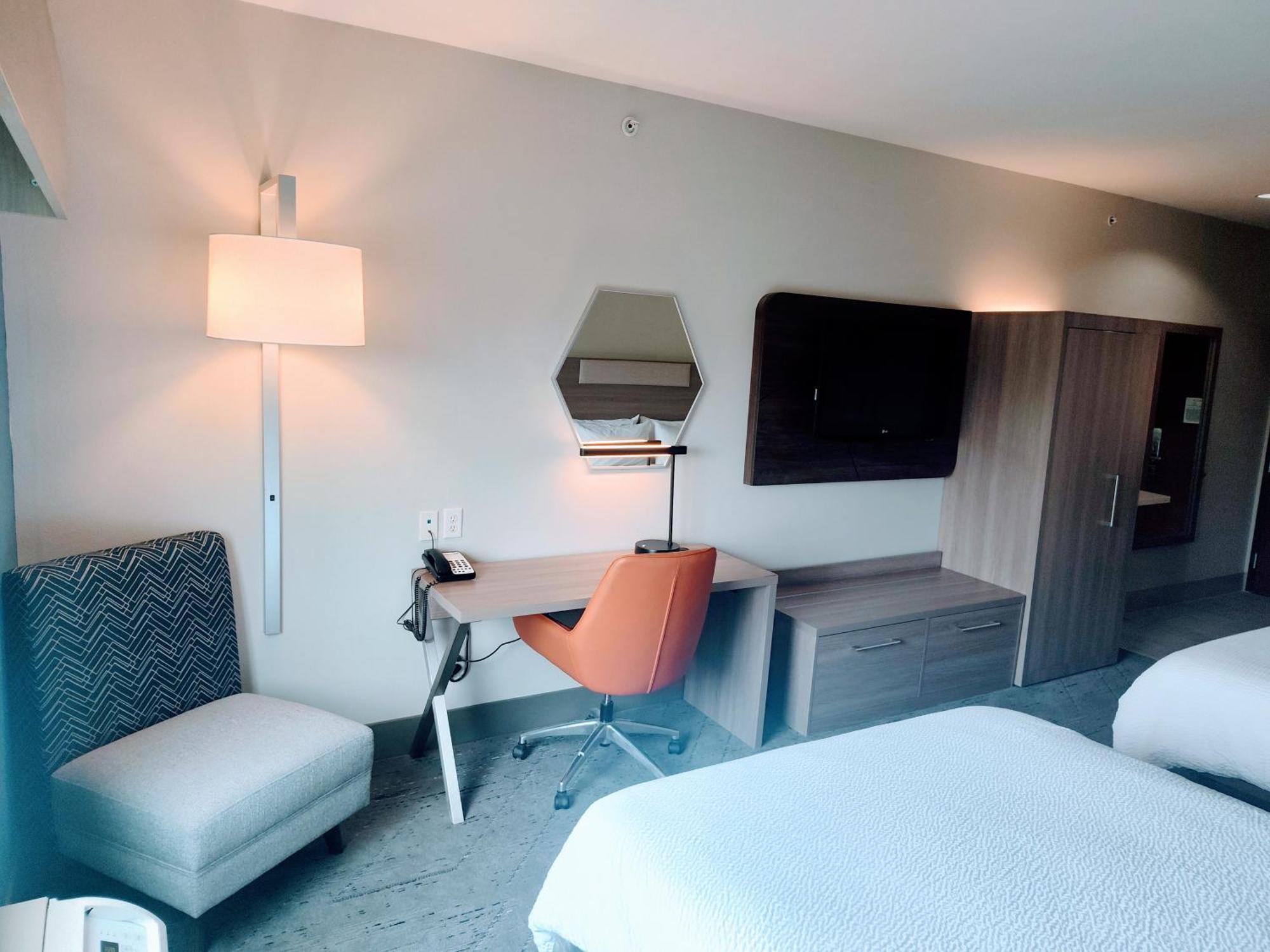 Holiday Inn Express Kenedy By Ihg Eksteriør billede