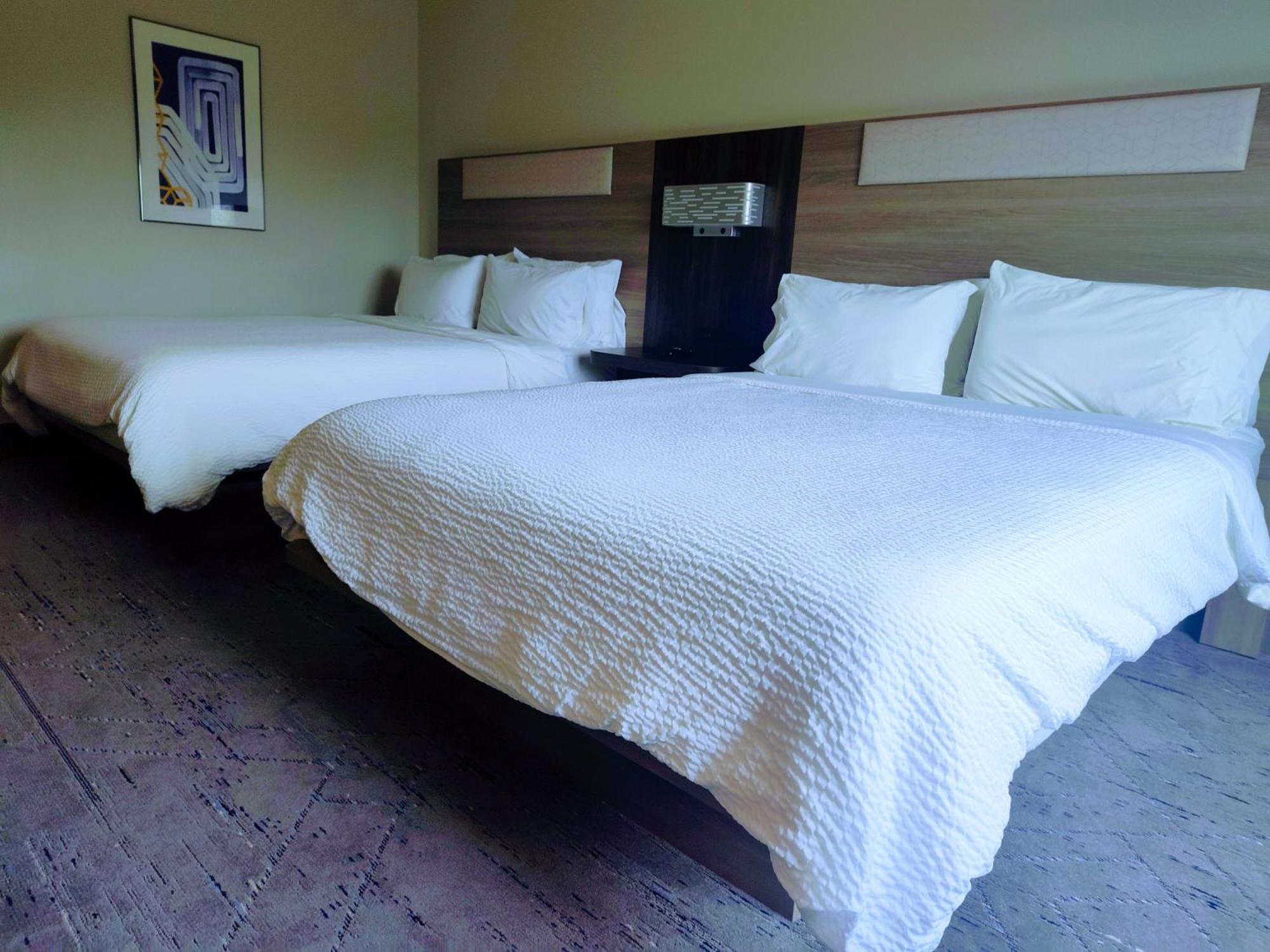 Holiday Inn Express Kenedy By Ihg Eksteriør billede